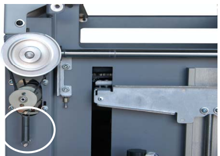 Close-up of the Y-motor tension spring